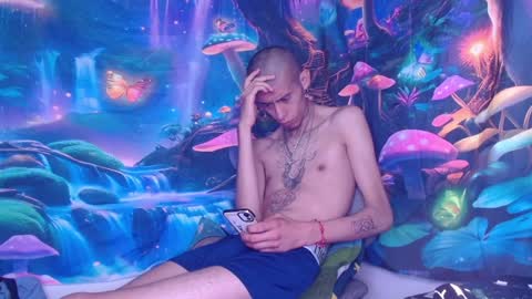 Snapshot of saint_boyy chatting on 01.13.25 saint boy online show from 01.13.25