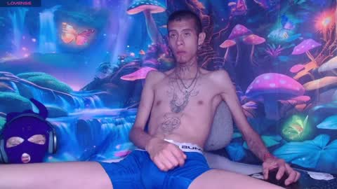 Snapshot of saint_boyy chatting on 02.04.25 saint boy online show from 02.04.25