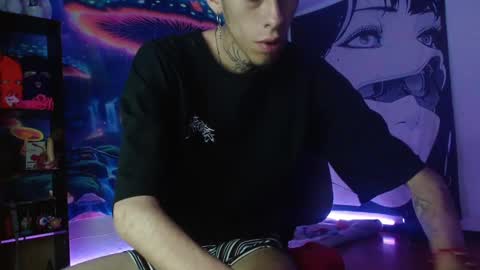 Snapshot of saint_boyy chatting on 02.22.25 saint boy online show from 02.22.25