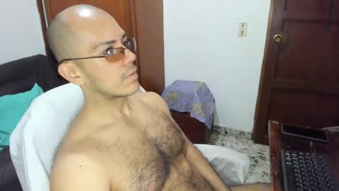 Snapshot of saintedy01 chatting on 04.29.26 saintedy01 online show from 04.29.26