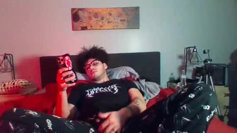 Snapshot of saintscurse chatting on 03.09.25 Saintscurse online show from 03.09.25