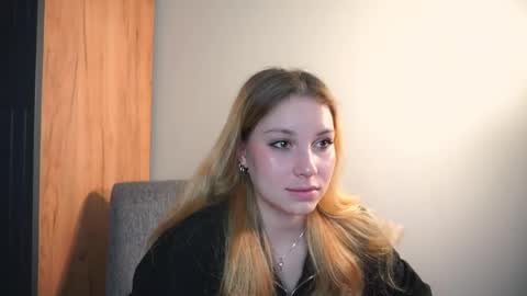 Snapshot of sairally chatting on 05.15.26 Ariel online show from 05.15.26