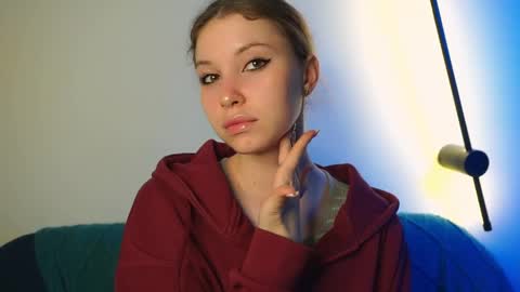 Snapshot of sairally chatting on 05.27.26 Ariel online show from 05.27.26