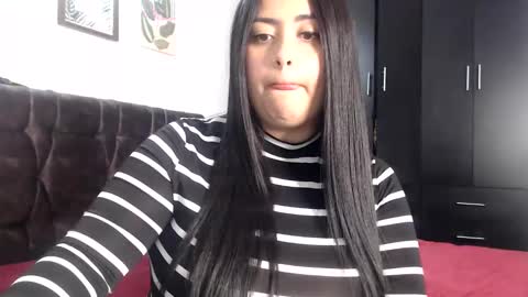 Snapshot of sakhmett chatting on 10.12.25 Sarah online show from 10.12.25