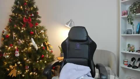 Sakura Harper online show from 12.01.25