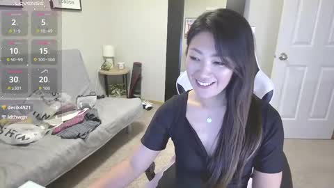 Sakura online show from 10.05.25