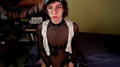 Snapshot of salemqueer_ chatting on 01.22.25 Sam online show from 01.22.25