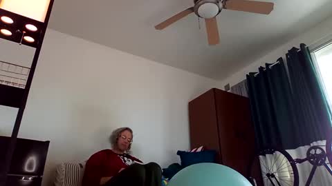 Snapshot of salis1981 chatting on 02.16.25 salis1981 online show from 02.16.25