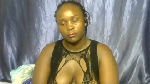 sally_bee1 online show from 07.19.26