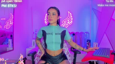 miss Sally online every night from 1am to 8am  Colombia time online show from 04.06.26