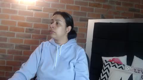 Snapshot of salome__hills chatting on 01.14.25 online show from 01.14.25