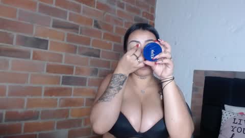 Snapshot of salome__hills chatting on 02.05.25 online show from 02.05.25