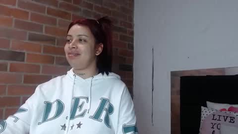 Snapshot of salome__hills chatting on 03.07.25 online show from 03.07.25