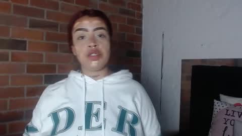 Snapshot of salome__hills chatting on 03.08.25 online show from 03.08.25