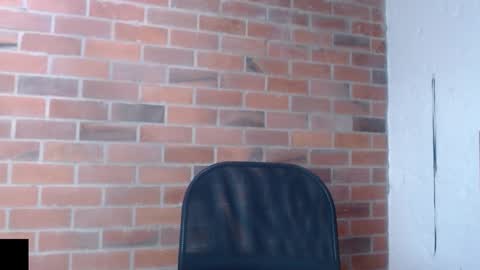 Snapshot of salome__hills chatting on 03.10.25 online show from 03.10.25