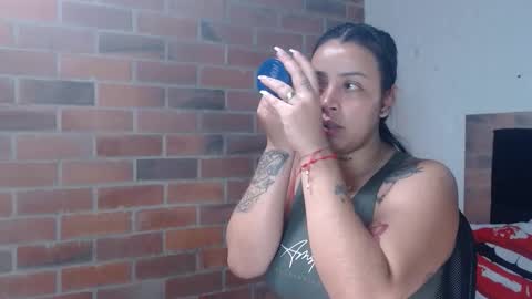 Snapshot of salome__hills chatting on 09.13.25 online show from 09.13.25