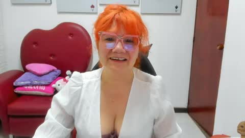 Snapshot of salomee_diazz chatting on 04.22.26 Salomee diazz online show from 04.22.26