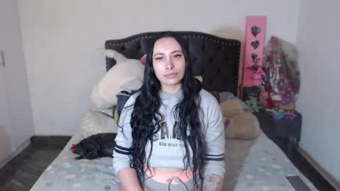 Snapshot of salomefox2 chatting on 02.05.26 yenny online show from 02.05.26