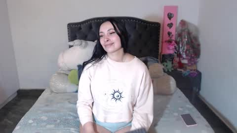 Snapshot of salomefox2 chatting on 02.06.26 yenny online show from 02.06.26