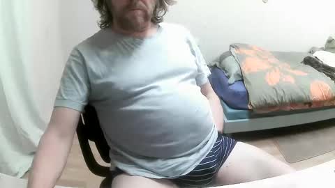 Snapshot of saltimbanquier chatting on 02.07.25 Saltimbanquier Salt ou Banquier online show from 02.07.25