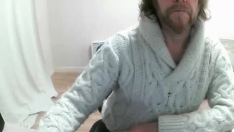 Snapshot of saltimbanquier chatting on 02.11.25 Saltimbanquier Salt ou Banquier online show from 02.11.25