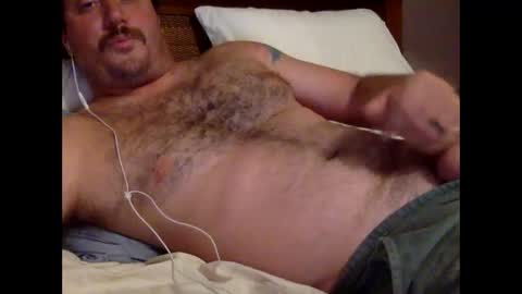 Snapshot of salty612 chatting on 11.04.25 salty612 online show from 11.04.25