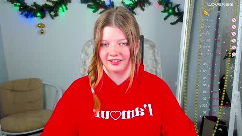 Snapshot of salut_love chatting on 12.07.24 Ruby online show from 12.07.24