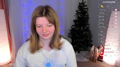 Snapshot of salut_love chatting on 12.13.24 Ruby online show from 12.13.24