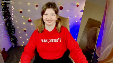 Snapshot of salut_love chatting on 12.26.24 Ruby online show from 12.26.24