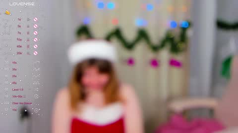 Snapshot of salut_love chatting on 12.28.24 Ruby online show from 12.28.24