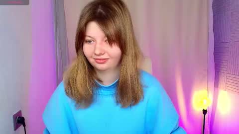 Snapshot of salut_love chatting on 03.09.25 Ruby online show from 03.09.25