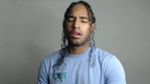 Snapshot of salvatore_amator chatting on 11.23.25 salvatore_amator online show from 11.23.25