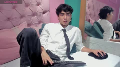 Snapshot of salvatore_monterey chatting on 12.10.24 salvatore online show from 12.10.24