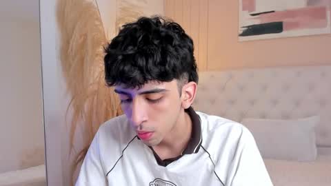 Snapshot of salvatore_monterey chatting on 10.02.25 salvatore online show from 10.02.25