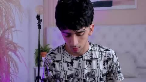 Snapshot of salvatore_monterey chatting on 10.06.25 salvatore online show from 10.06.25