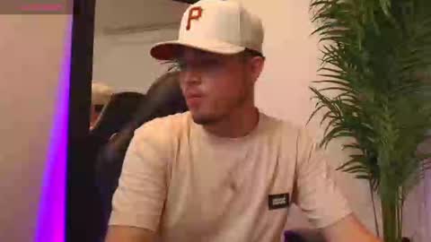 Snapshot of salvatore_muller chatting on 09.29.25 Salvatore  online show from 09.29.25