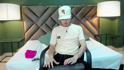  Salvatore online show from 02.17.26