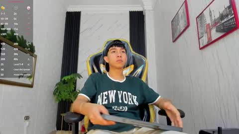 Snapshot of sam_kato chatting on 11.08.25 S A M online show from 11.08.25