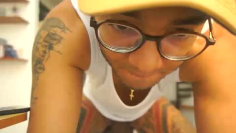 SAMUEL THOMPSON online show from 06.05.26