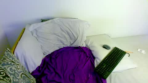 Snapshot of samanta_r_ chatting on 05.12.26 Samanta online show from 05.12.26
