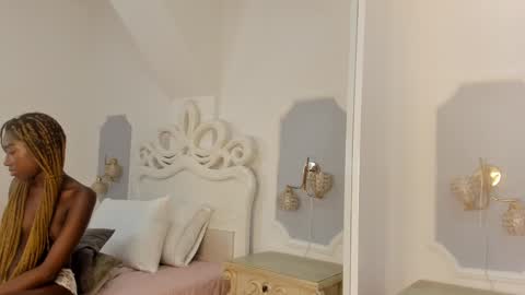 Snapshot of samantamarquez chatting on 02.09.25 Samanta online show from 02.09.25