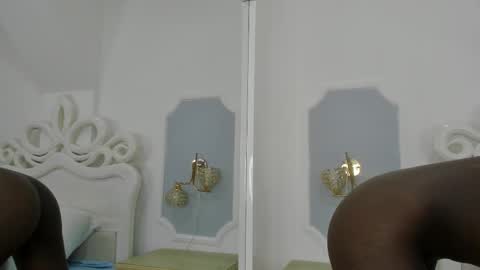 Snapshot of samantamarquez chatting on 02.10.25 Samanta online show from 02.10.25