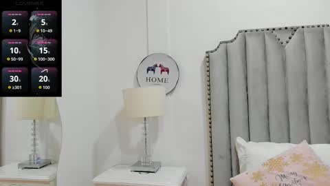 Snapshot of samantamarquez chatting on 11.17.25 Samanta online show from 11.17.25