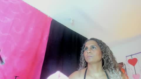 Snapshot of samantha__smile__ chatting on 02.08.25  Samanthasmile  online show from 02.08.25