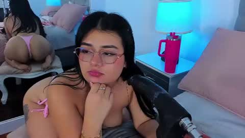 Snapshot of samantha__vega chatting on 06.14.26 Samantha Vega online show from 06.14.26
