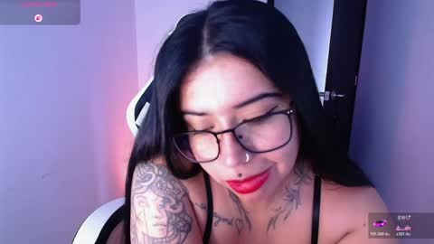Snapshot of samantha_devil_ chatting on 04.18.26 Samanta online show from 04.18.26