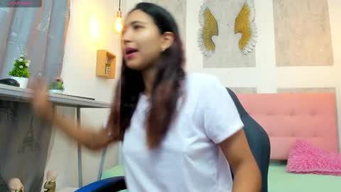    online show from 11.10.25