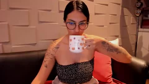 Snapshot of samantha_jadee chatting on 01.02.25 Samantha online show from 01.02.25