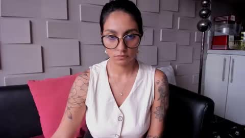 Snapshot of samantha_jadee chatting on 01.03.25 Samantha online show from 01.03.25