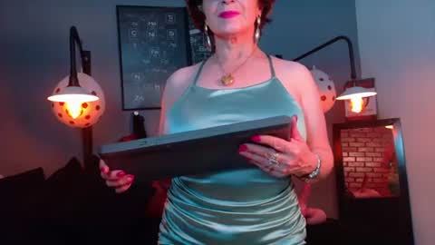 Snapshot of samantha_mature56 chatting on 07.03.26 Sam online show from 07.03.26